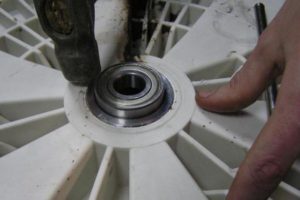 Replacing Whirlpool bearings