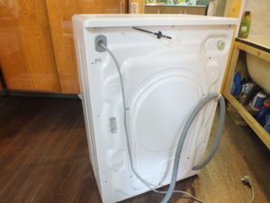 Jak nainstalovat pračku Kandy?
