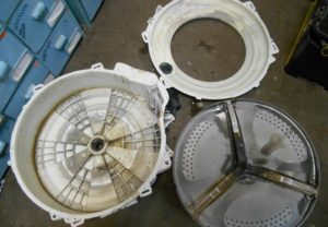 Pag-disassemble ng drum ng isang Zanussi washing machine