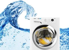 Zanussi vaskemaskin fylles med vann og tømmes umiddelbart