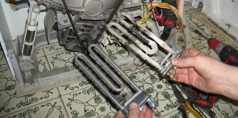 Zanussi heating element burned out due to scale