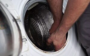 Paano palitan ang cuff sa isang washing machine ng Siemens?