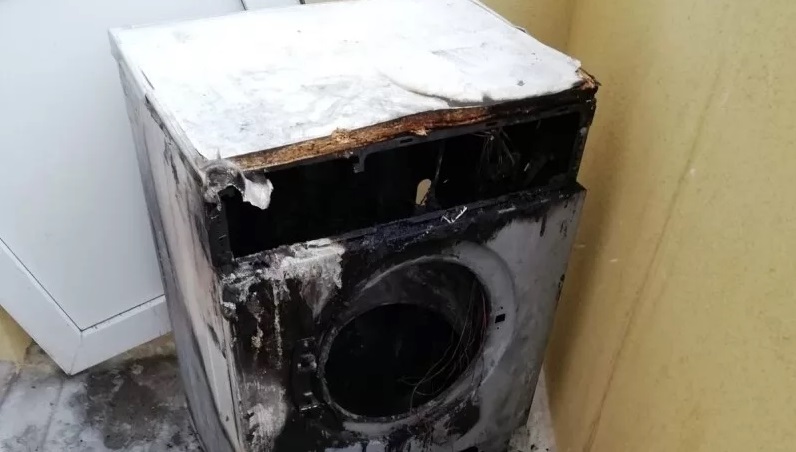 vaskemaskine brød i brand