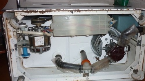 desmontagem de máquina de lavar roupa Sibéria