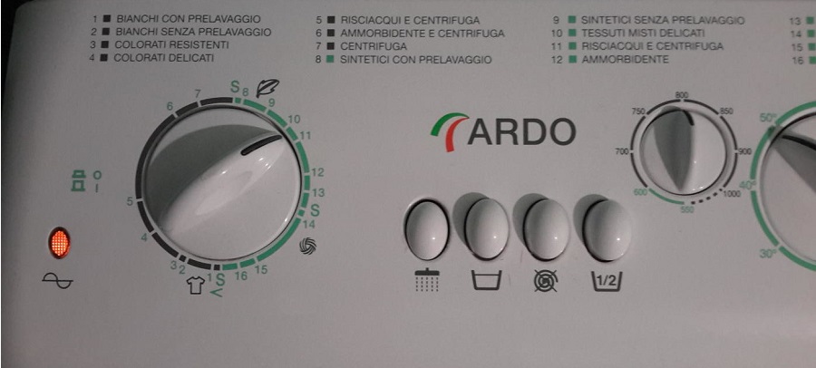 tvättmaskin på italienska