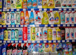 5 cele mai bune soluții pentru mirosurile mașinii de spălat