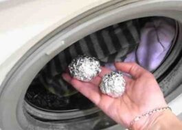O que acontece se você colocar bolas de papel alumínio na máquina de lavar?