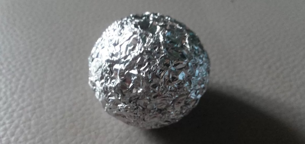 què pot fer una bola d'alumini