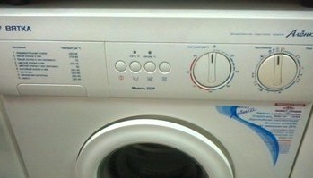 Bagaimana untuk menghidupkan mesin basuh Vyatka?