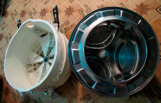 Come rimuovere il cestello dalla vasca della lavatrice