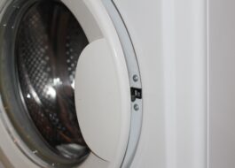 Ang LG washing machine hatch ay hindi magsasara