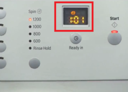 Cronometrul îngheață pe mașina de spălat