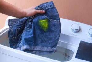 Bagaimana untuk mencuci seluar pendek?