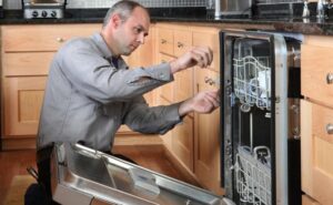 Sjekke brukt oppvaskmaskin ved kjøp av brukt