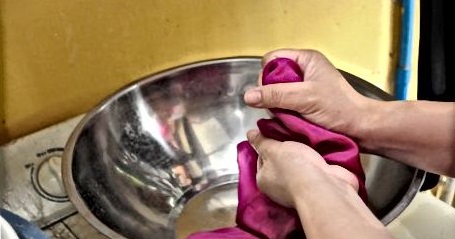 σατέν πλύσιμο στο χέρι