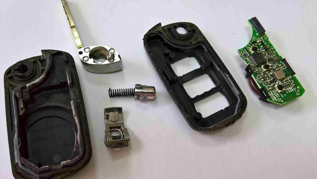 disassembled car key