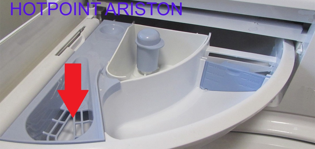 compartimento para abrilhantador em uma máquina de lavar Hotpoint-Ariston