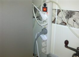 Adakah mungkin untuk menyambungkan mesin basuh pinggan mangkuk melalui kord sambungan?