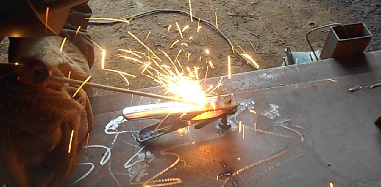 welding the bend of a sheet of metal