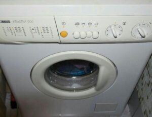 Занусси машина за прање веша не испире
