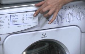 Cách tắt máy giặt Indesit