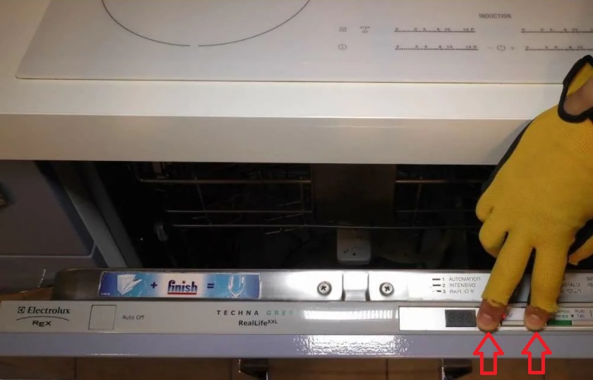 Resetting an Electrolux dishwasher