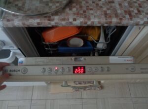 Como configurar uma máquina de lavar louça Bosch