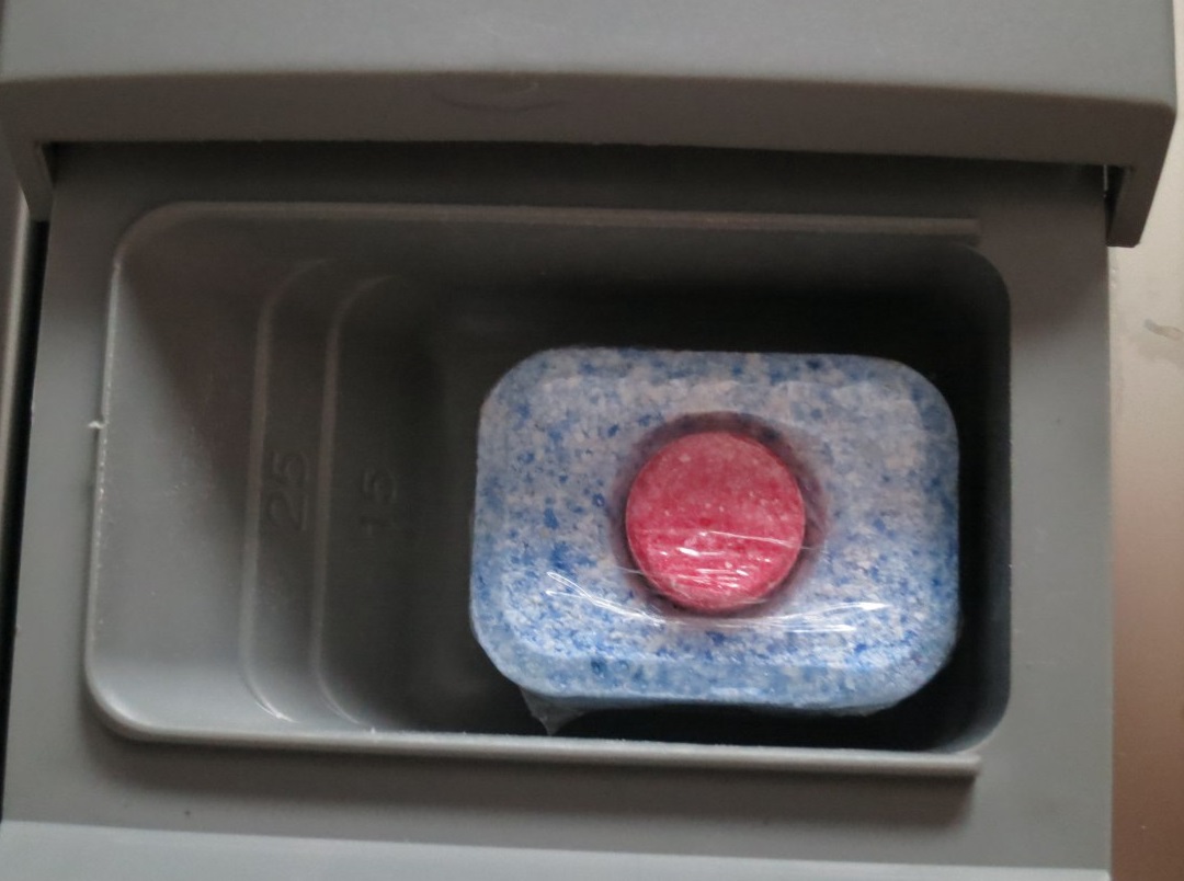 Skal Finish tabletter pakkes ud til opvaskemaskinen?