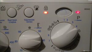 Indesit-Waschmaschine schaltet den Modus nicht um
