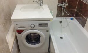 Výhody a nevýhody umývadla nad práčkou