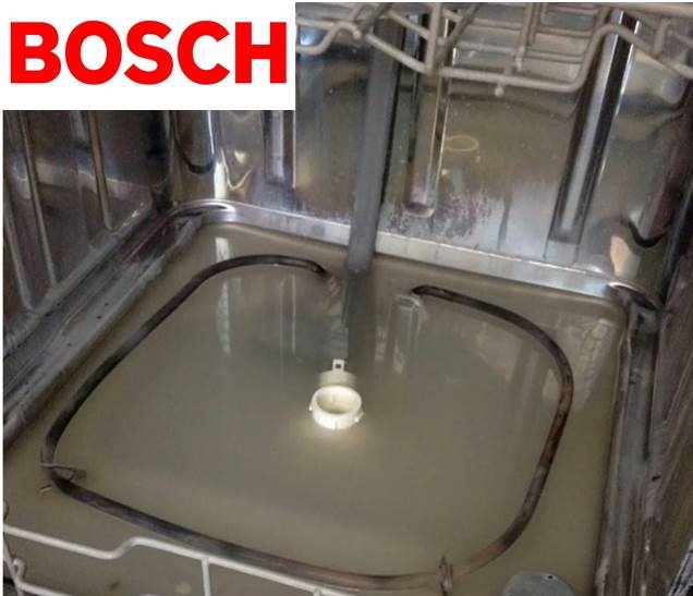 A máquina de lavar louça Bosch não drena água