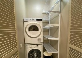 Posizionamento di un'asciugatrice in un piccolo appartamento