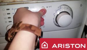 วิธีเริ่มรอบการปั่นหมาดบนเครื่องซักผ้า Ariston