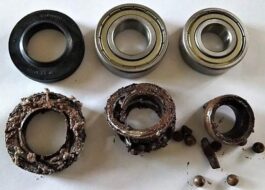 Mga palatandaan ng sirang washing machine bearing