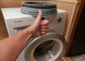 Înlocuirea manșetei la o mașină de spălat Bosch Maxx 5